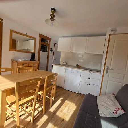 T3 Au Pied Des Pistes Apartment *