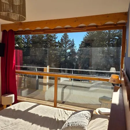 Apartment T3 Au Pied Des Pistes Chamrousse